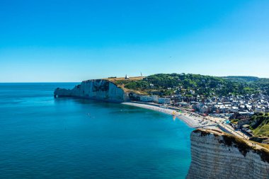 Beach walk on the beautiful alabaster coast near tretat - Normandy - France