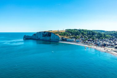 Beach walk on the beautiful alabaster coast near tretat - Normandy - France