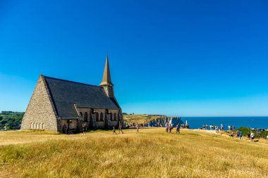 Beach walk on the beautiful alabaster coast near tretat - Normandy - France