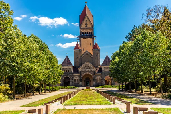 City walk through the beautiful city centre of Leipzig incl short visit to the Monument to the Battle of the Nations - Saxony - Germany