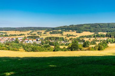 Summer hike along the Rennsteig between Brotterode and Eisenach in beautiful sunshine - Thuringia - Germany