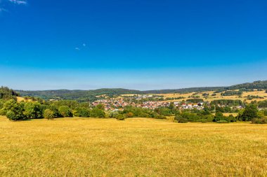 Summer hike along the Rennsteig between Brotterode and Eisenach in beautiful sunshine - Thuringia - Germany