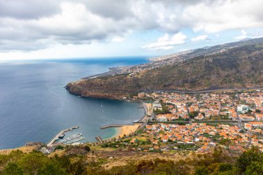 Santa Cruz yakınlarındaki güzel Atlantik adasında tatil hissi - Portekiz