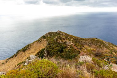 Santa Cruz yakınlarındaki güzel Atlantik adasında tatil hissi - Portekiz
