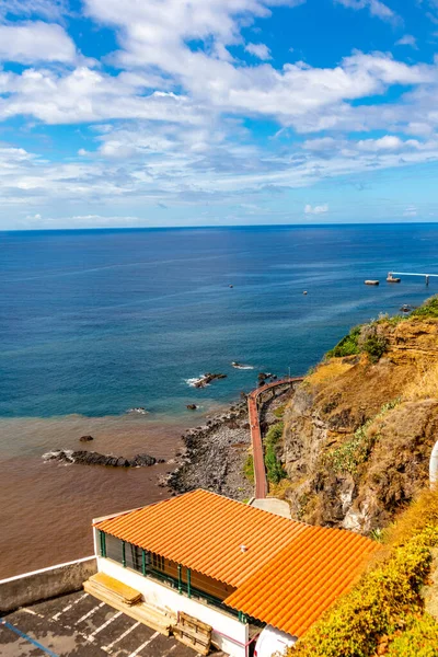Caminho Cidade Levadas Funchal Com Uma Vista Fantástica Sobre Oceano — Fotografia de Stock