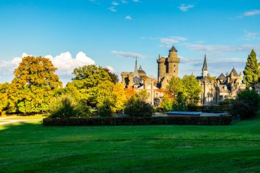 Bergpark 'ta sonbahar yürüyüşü Kassel Wilhelmshhe - Hesse - Almanya