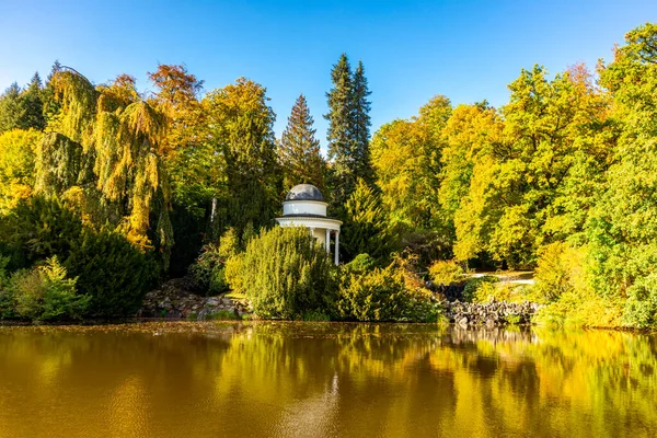 Otoño Paseo Por Hermoso Bergpark Kassel Wilhelmshhe Hesse Alemania —  Fotos de Stock