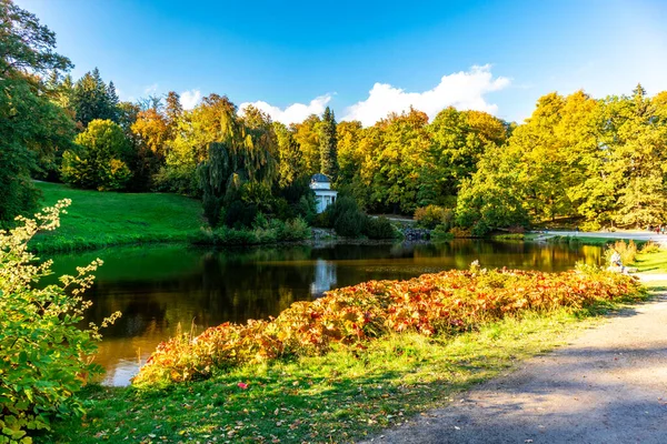 Jesienny Spacer Pięknym Bergpark Kassel Wilhelmshhe Hesja Niemcy — Zdjęcie stockowe