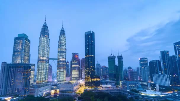 马来西亚吉隆坡 2022年2月1日 现代独特建筑Petronas Twin Tower Klcc 的延时镜头和日出时间 — 图库视频影像
