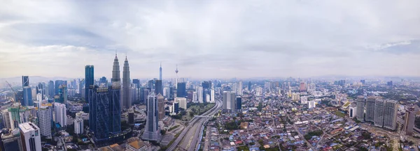 Panoráma Modern Felhőkarcoló Kuala Lumpur Malajzia Reggel — Stock Fotó