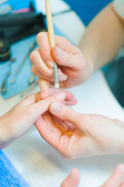 süreç içinde manikür