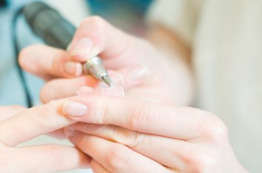 süreç içinde manikür