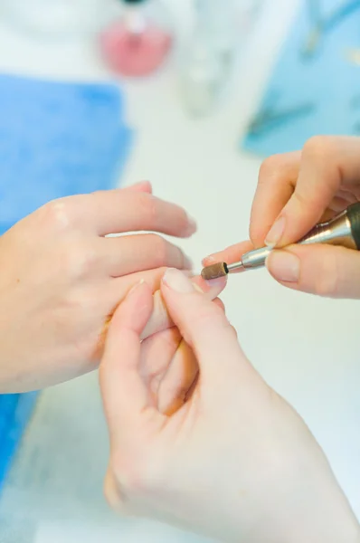 Manicure professionale in processo — Foto Stock