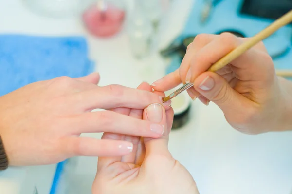 Manicure in proces — Stockfoto