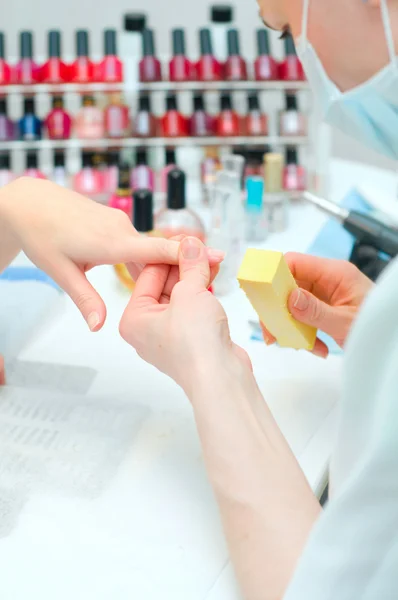 Manicure in proces — Stockfoto