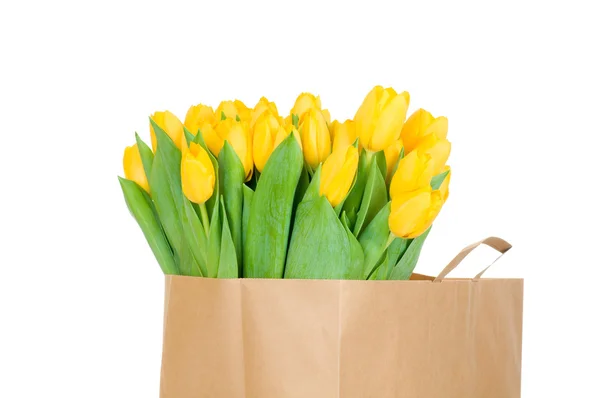 Tulipanes en la bolsa de papel — Foto de Stock