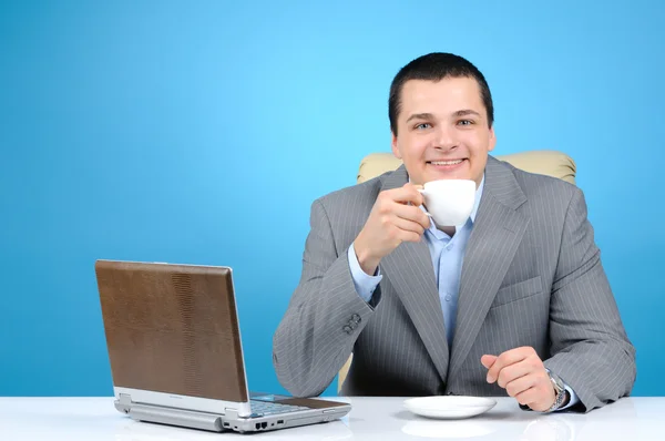 Hombre de negocios alegre —  Fotos de Stock