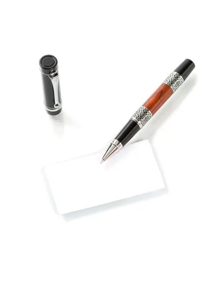 VIP πένας και κάρτα που απομονώνονται σε λευκό — Φωτογραφία Αρχείου