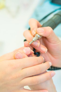 süreç içinde manikür