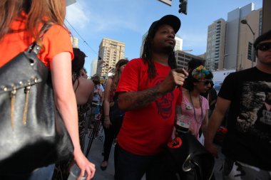 pediatrische arts behandeling een huilende baby