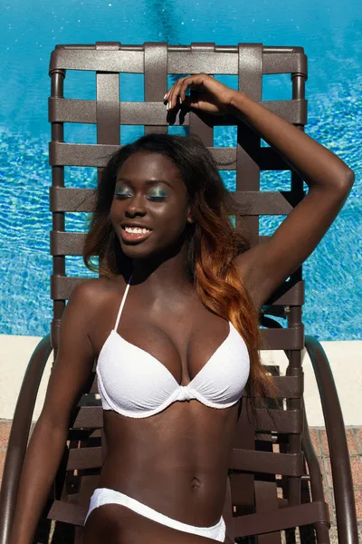 genç kadının güneş