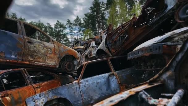 Irpin Kyiv Region Ukraine April 2022 Car Graveyard Irpin Consequences — Vídeos de Stock