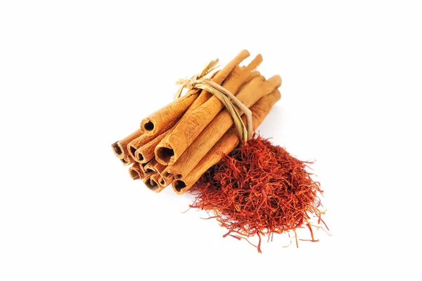 Saffron and Cinnamon — Stock Photo, Image