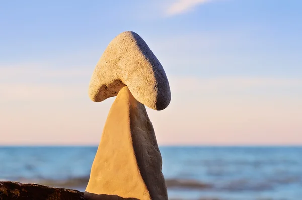 Üçgen taş — Stok fotoğraf