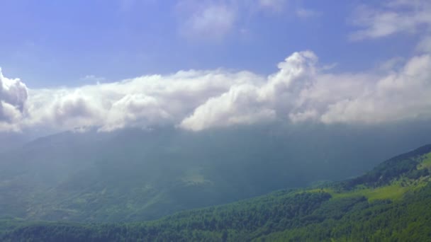 Καταπληκτικό τοπίο στα βουνά Κομοβί του Μαυροβουνίου. — Αρχείο Βίντεο