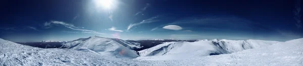 Dragobrat Kayak alanında Panoraması? arpathians dağlar