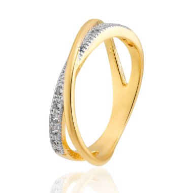 Parlak kristaller ve rodyum aksanıyla 18k altın yüzük.