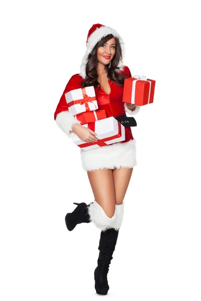 Vánoční žena hospodářství dárky — Stock fotografie