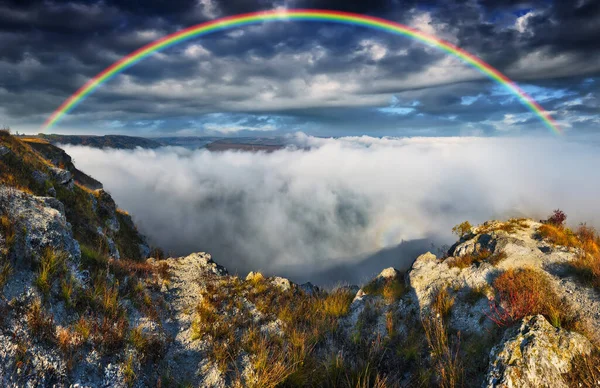 Arcobaleno Colorato Sul Canyon Del Fiume Natura Dell Ucraina — Foto Stock
