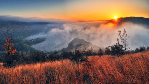 Fog Canyon Autumn Morning Dniester River Valley Nature Ukraine — Stockfoto