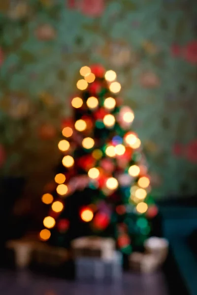 Bokeh Dekorasyonlu Soyut Noel Ağacı Bulanık Arkaplan Işıklardaki Noel Ağacı — Stok fotoğraf