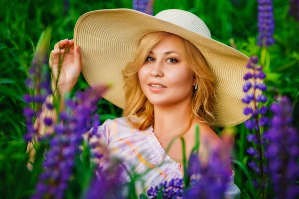 ポートフォリオ Tsybinaelena ストック写真 イラストとベクターアート Depositphotos ポートフォリオ Tsybinaelena ストック写真 イラストとベクターアート Depositphotos