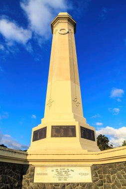 Thames, Yeni Zelanda 'daki Birinci Dünya Savaşı anıtı 1925 yılında dikildi. 18 Aralık 2018