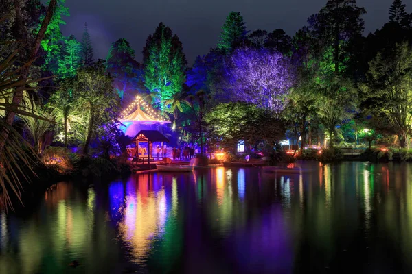 Pukekura Park Nueva Plymouth Nueva Zelanda Brillantemente Iluminado Con Iluminación —  Fotos de Stock