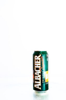 Albacher bira kutusu. Bükreş, Romanya, 2021