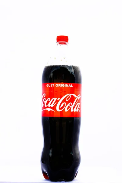 Coca Cola Plastic Bottle Isolated White Background Illustrative Editorial Photo — Stock Photo, Image