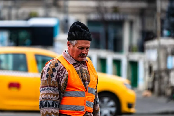 2021年罗马尼亚布加勒斯特的建筑工人 — 图库照片