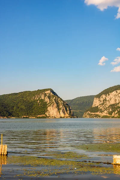 Hermosa Vista Garganta Del Danubio Puertas Hierro Paisaje Del Río — Foto de Stock