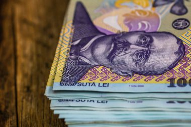 LEI banknotlarının ayrıntıları. Rumen LEI banknotlarının hisseleri. Dünya para kavramı, enflasyon ve ekonomi kavramı