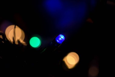 Noel ağacında asılı Noel süsü