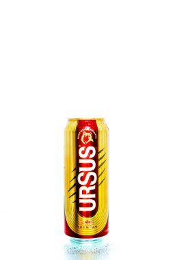 Bükreş, Romanya 'da bir kutu Ursus birası, 2021