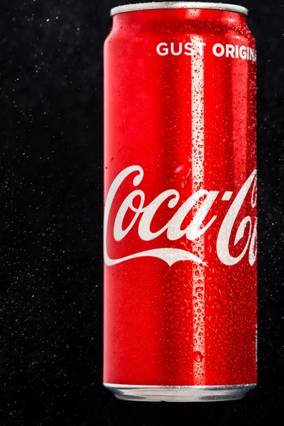 Editorial Photo Classic Coca Cola Can Black Background Studio Shot — Stock Photo, Image
