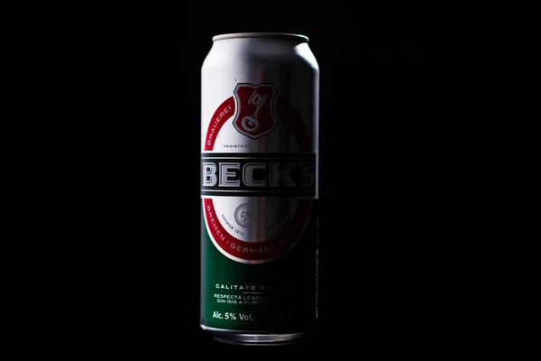 Canette Bière Beck Isolée Sur Fond Noir Bucarest Roumanie 2020 — Photo