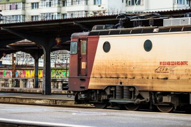 Bükreş, Romanya 'daki Bükreş (Gara de Nord Bükreş) tren istasyonunda ya da hareket halindeki tren platformunda 2022