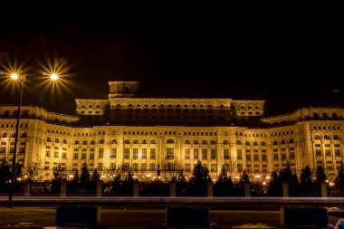 Gece vakti Parlamento Sarayı, Bükreş, Romanya