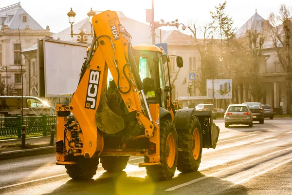 Romanya Nın Başkenti Bükreş Trafik Sıkışıklığında Kazıcı 2022 — Stok fotoğraf